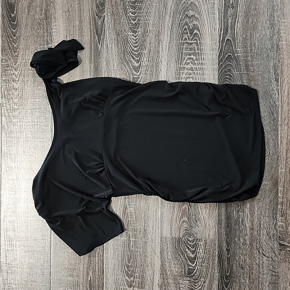 🦇 Southpole Knot Shoulder Top 🦇